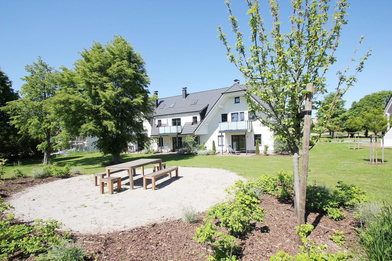 Strandnahe Fewo Mit Balkon, Gratis Nutzung Vom Ahoi Erlebnisbad Und Sauna In Sellin - Rex Rugia Fewo 30-6 Lobbe Exterior foto